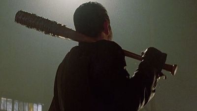 Imagem da notícia Novo teaser de The Walking Dead lembra que Negan é quem manda na sétima temporada