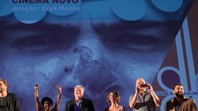 Imagem da notícia Festival de Brasília 2016: Abertura traz reverência ao passado aos gritos de 'fora Temer'