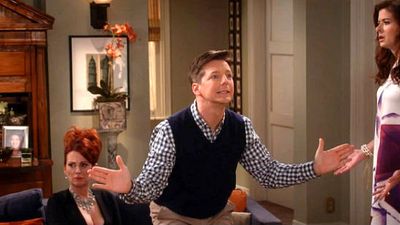 Imagem da notícia Elenco de Will & Grace se reúne em cena inédita para apoiar campanha de Hillary Clinton