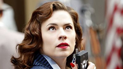 Imagem da notícia Ela não desiste! Hayley Atwell revela que continua pedindo um filme da Agent Carter aos executivos da Marvel