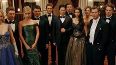 The Vampire Diaries: Julie Plec fala sobre possíveis retornos de Nina Dobrev e dos vampiros originais