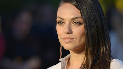 Imagem da notícia Mila Kunis escreve carta aberta para produtores que foram machistas com ela e revela ter sido ameaçada