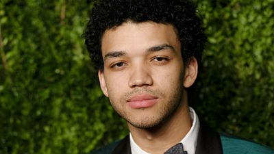 Imagem da notícia Jurassic World 2 escala ator de The Get Down