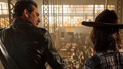 Imagem da notícia The Walking Dead: Jeffrey Dean Morgan e Chandler Riggs comentam o episódio "Sing Me a Song"