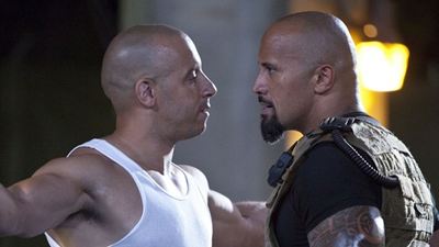 Velozes & Furiosos 8: Conflito entre Vin Diesel e Dwayne Johnson é destaque no primeiro cartaz