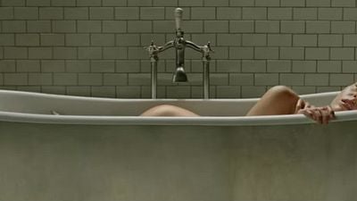 Imagem da notícia Banheiras são perigosas no teaser internacional de A Cura