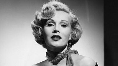 Imagem da notícia Lendária atriz (e celebridade) Zsa Zsa Gabor morre aos 99 anos