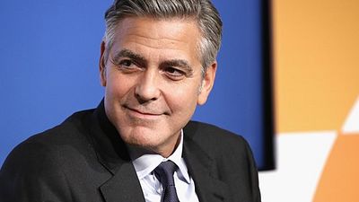 Imagem da notícia George Clooney vai desenvolver drama baseado no documentário Os Capacetes Brancos