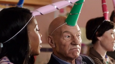 Imagem da notícia Blunt Talk: Starz cancela série protagonizada por Patrick Stewart após duas temporadas