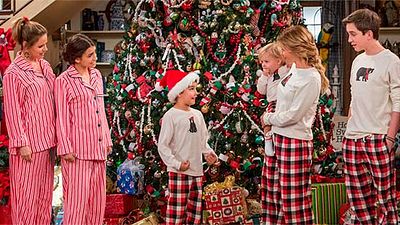 Imagem da notícia Fuller House é renovada para terceira temporada