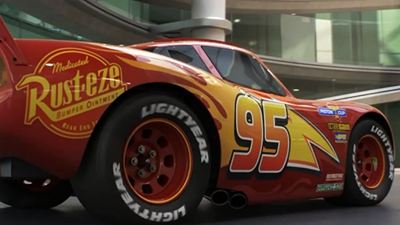 Teaser estendido de Carros 3 apresenta o novo oponente de Relâmpago McQueen