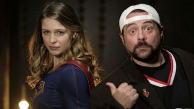Supergirl: Veja as primeiras imagens promocionais do episódio dirigido por Kevin Smith