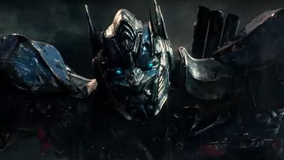 Imagem da notícia Novo comercial de TV de Transformers: O Último Cavaleiro anuncia briga entre homens e máquinas