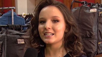 Imagem da notícia Meus 15 Anos: Visitamos as filmagens da comédia dramática com Larissa Manoela e Rafael Infante (Exclusivo)