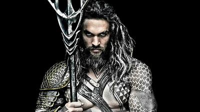 Imagem da notícia Jason Momoa treina habilidades com espadas para Aquaman