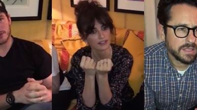 Josh Gad convoca Chris Pratt, Penélope Cruz e J.J. Abrams para perguntar spoilers de Star Wars: Os Últimos Jedi para Daisy Ridley