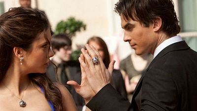 Imagem da notícia The Vampire Diaries está chegando ao fim: Relembre 15 músicas marcantes da trilha sonora!