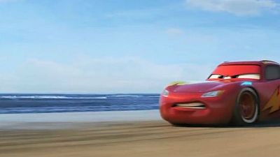 Imagem da notícia Relâmpago McQueen está veloz e furioso em novo trailer de Carros 3