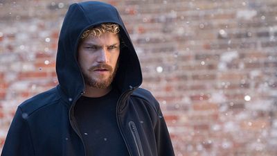 Imagem da notícia Punho de Ferro: Finn Jones atribui as críticas negativas à eleição de Donald Trump
