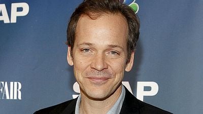 The Looming Tower: Peter Sarsgaard fará a série do Hulu sobre o 11 de setembro