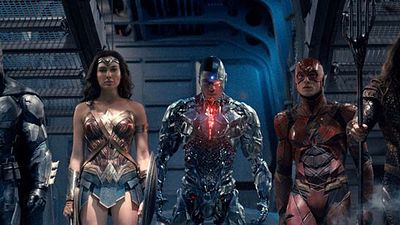 Imagem da notícia Liga da Justiça ganha teaser pôster! Trailer será divulgado sábado