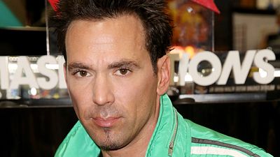 Imagem da notícia Ator que interpretou o Ranger Verde original foi expulso da pré-estreia de Power Rangers