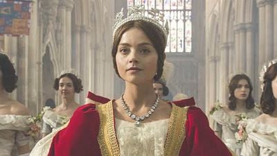 Imagem da notícia Estrelada por Jenna Coleman, Vitória: A Vida de uma Rainha ganha data de estreia no Brasil