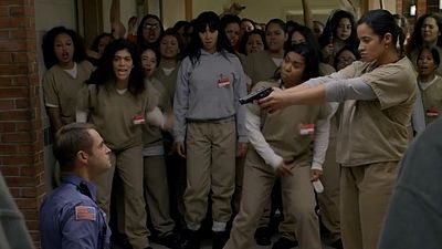 Imagem da notícia Daya está sob enorme pressão em novo teaser da 5ª temporada de Orange is The New Black