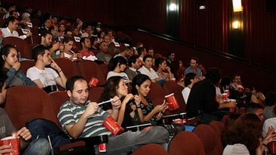 Imagem da notícia Brasileiros têm ido mais aos cinemas, conclui pesquisa