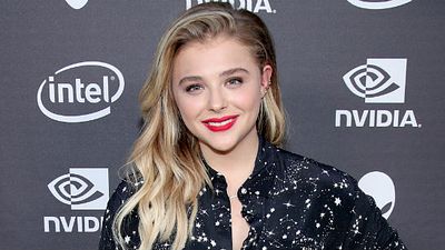 Imagem da notícia Chloë Grace Moretz vai dublar paródia de Branca de Neve e os Sete Anões