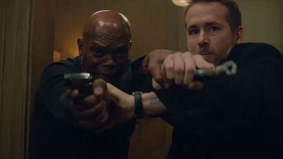 Imagem da notícia Ryan Reynolds e Samuel L. Jackson matam inimigos e xingam muito em novo trailer de Dupla Explosiva