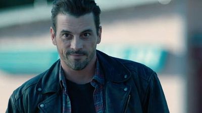Imagem da notícia Riverdale promove Skeet Ulrich para o elenco regular