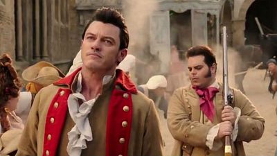 Imagem da notícia Josh Gad divulga cena deletada de A Bela e a Fera