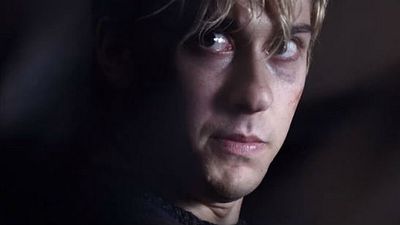 Imagem da notícia Death Note: Netflix revela visual de Ryuk em novo cartaz