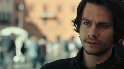 Imagem da notícia Dylan O'Brien busca vingança contra terroristas no trailer legendado de O Assassino: O Primeiro Alvo