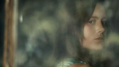 Imagem da notícia O Castelo de Vidro: Brie Larson e Woody Harrelson retratam uma complicada relação de pai e filha em novo trailer