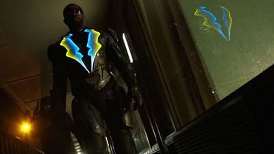 Imagem da notícia Black Lightning ganha nova imagem oficial
