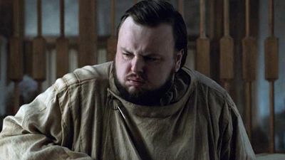 Imagem da notícia Game of Thrones: John Bradley confirma a importância de um detalhe do primeiro episódio