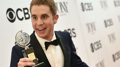 Imagem da notícia Will & Grace: Revival terá participação de Ben Platt, da franquia A Escolha Perfeita