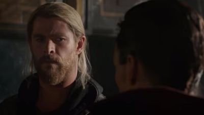 Doutor Estranho dá as caras em trailer internacional de Thor: Ragnarok