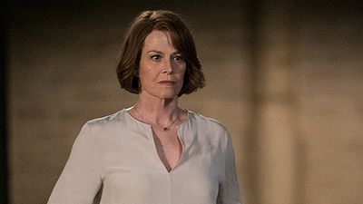 Imagem da notícia Os Defensores: Sigourney Weaver fala sobre seguir "direções nada clichês" como nova vilã da Marvel (Entrevista Exclusiva)