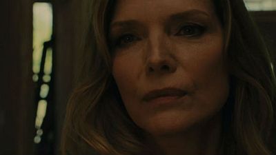 Imagem da notícia Clipe inédito de Mãe! traz conversa constrangedora entre Michelle Pfeiffer e Jennifer Lawrence