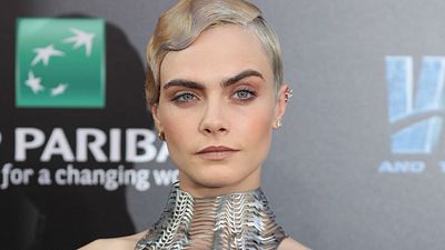 Imagem da notícia Carnival Row: Cara Delevingne é escalada para a série de fantasia do Amazon Prime