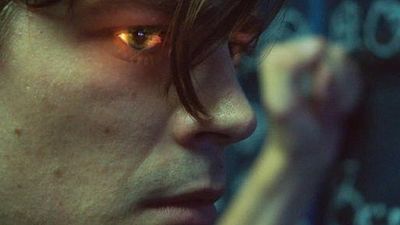 Imagem da notícia The Flash está 'renascido e recarregado' em cartaz da quarta temporada