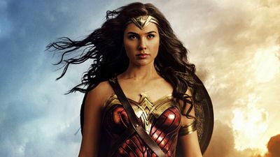 Imagem da notícia Mulher-Maravilha se torna o segundo melhor filme de estreia de um super-herói ou heroína