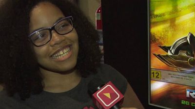 Imagem da notícia AdoroEstreia: Público destaca 'humor' e 'vilã' como pontos altos de Thor Ragnarok