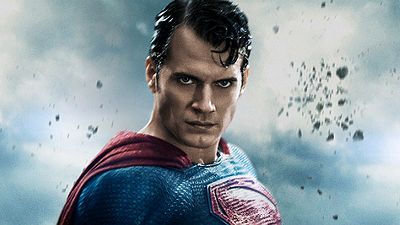 Imagem da notícia Liga da Justiça: Henry Cavill diz que é "uma injustiça" dizer que o filme é leve