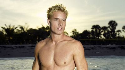 Imagem da notícia Trailer de série de Aquaman para a CW que nunca foi ao ar ressurge na internet – assista!