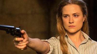 Imagem da notícia Westworld: Evan Rachel Wood revela previsão de estreia da segunda temporada