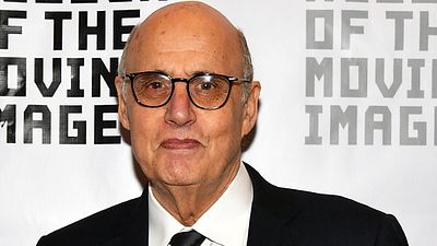 Imagem da notícia Transparent: Roteiristas consideram quinta temporada sem Jeffrey Tambor